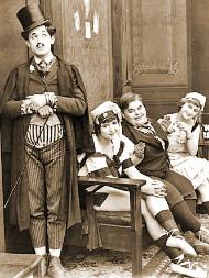 Luke Pipes the Pippins